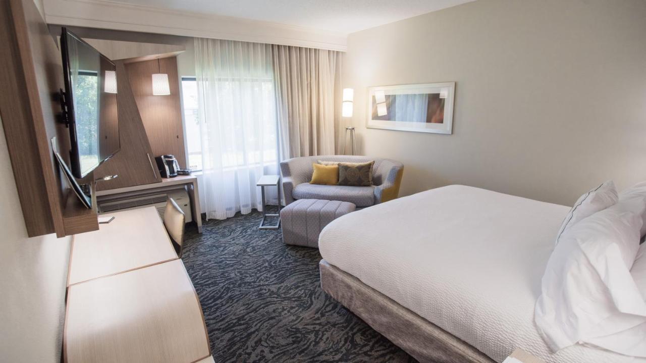 Hotel Courtyard By Marriott Hickory Extérieur photo