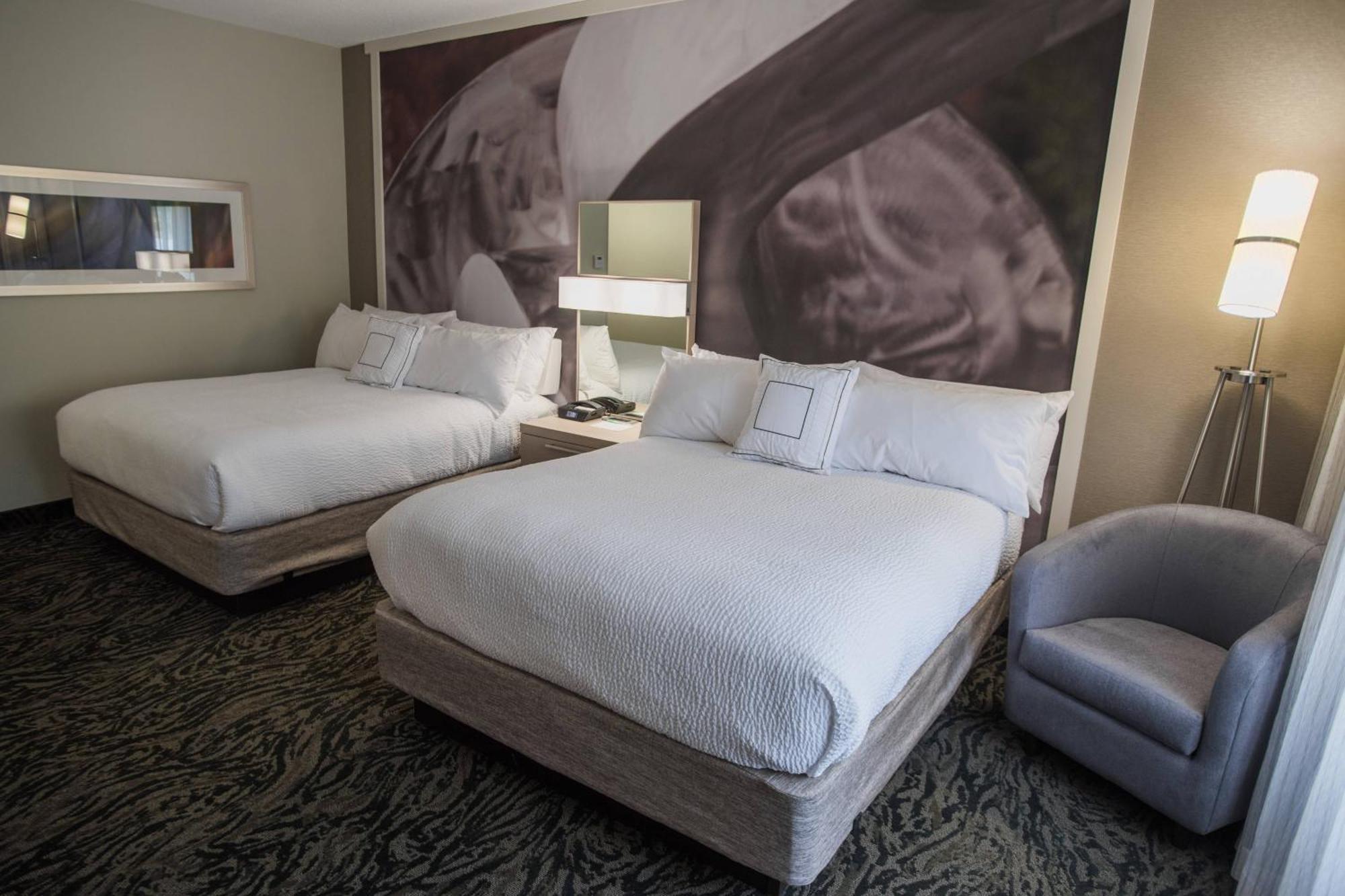 Hotel Courtyard By Marriott Hickory Extérieur photo