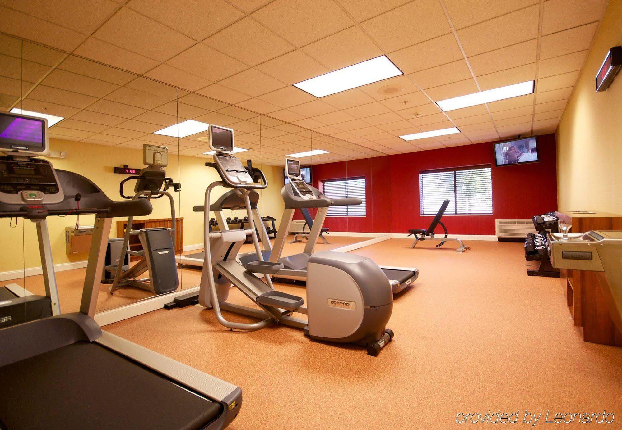 Hotel Courtyard By Marriott Hickory Extérieur photo